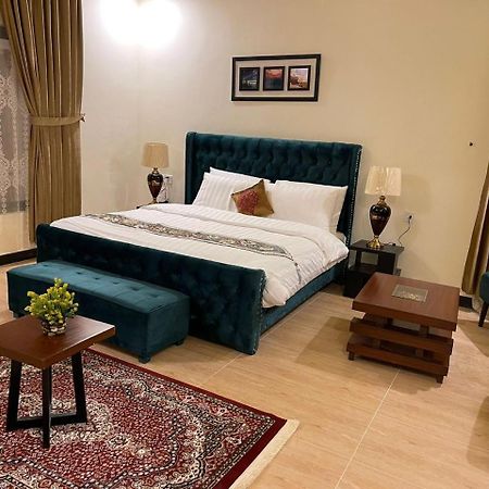 The Corporate Lodges Hotel Saidu Sharif Esterno foto